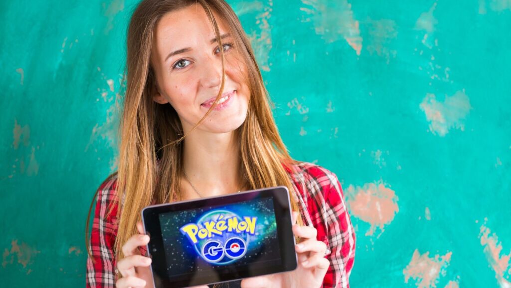 how to get pokemon go coins | pokemon go get free coins *live proof*